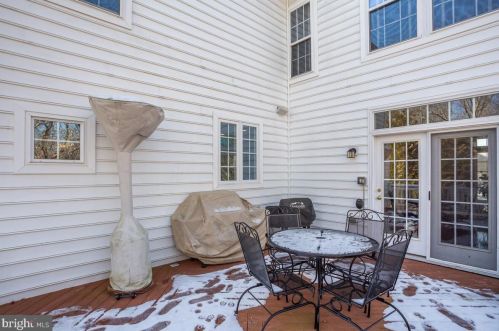 16803 Blue Indigo Ct, Accokeek MD 20607-3484 exterior