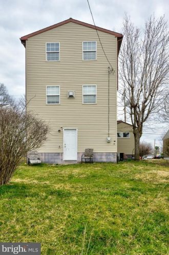 544 Wilson St, Pottstown PA  19464-4752 exterior