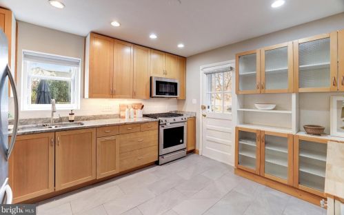 109 Raymond Ave, Alexandria VA 22301-1139 exterior