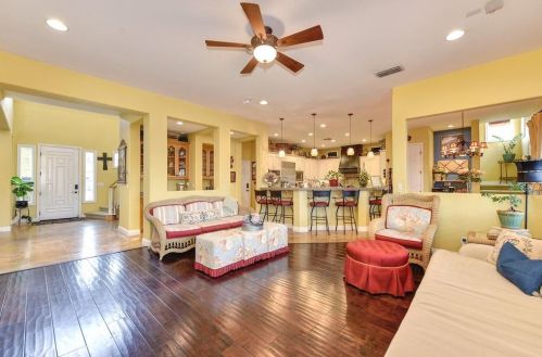 1009 Sandwick Way, Folsom CA 95630-6127 exterior