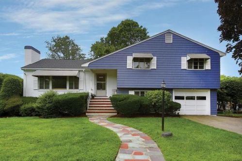 53 Brandeis Rd, Newton, MA 02459-2707