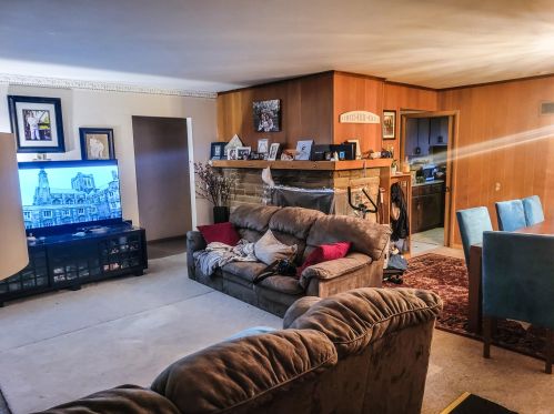 5052 66th St, Milwaukee, WI 53220-4506