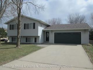 6022 Hillsboro Ln, Rochester MN  55901-4137 exterior