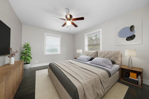 5650 Bishop St, Chicago IL  60636-1316 exterior