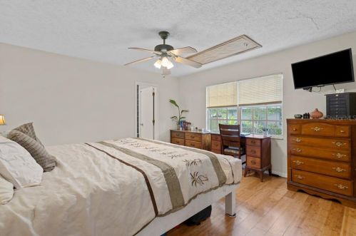 8201 Ola Ave, Tampa FL 33604-2925 exterior