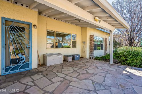 130 Calle Melendrez, Green Valley AZ 85614-3722 exterior