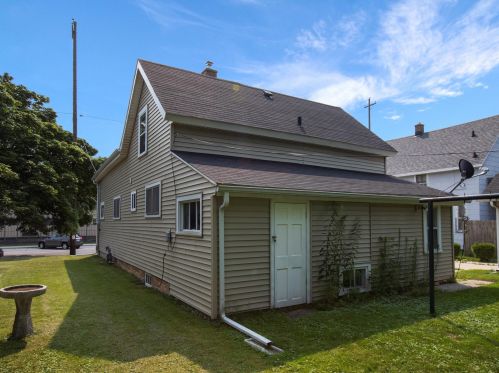 1114 22 St, Manitowoc WI 54220-4952 exterior