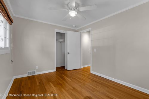 1502 River Ave, Point Pleasant Beach NJ 08742-4366 exterior