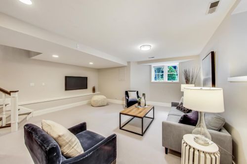 2704 Racine Ave, Chicago IL 60614-1206 exterior