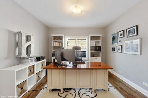 546 Crockett Ave, Elmhurst IL 60126-1810 exterior