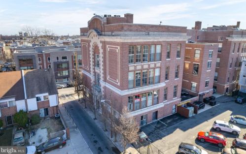 1201 Fitzwater St, Philadelphia PA  19147-1842 exterior