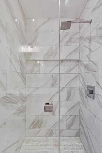 1237 Cottage Pl, Chicago IL  60607-2855 exterior