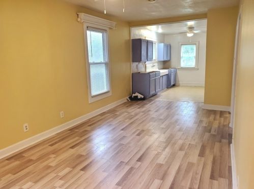 27 Maple Ave, Waukegan IL 60085-5330 exterior