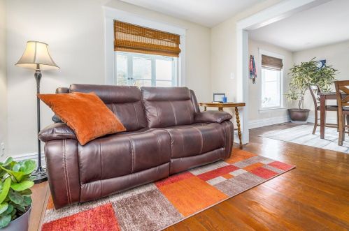 27 Inkster Ave, Kalamazoo MI  49001-6109 exterior