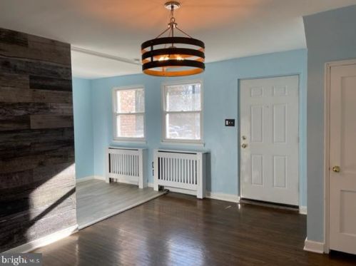 6312 10th St, Philadelphia PA 19141-3804 exterior