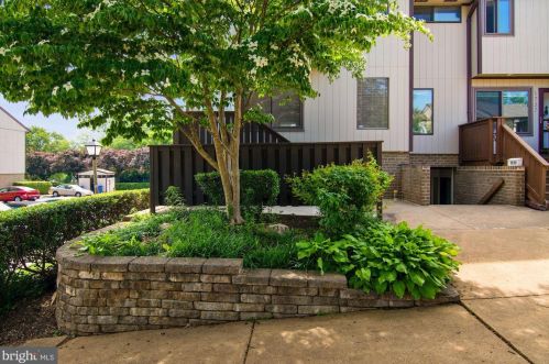 1733 Westwind Way, Mc Lean VA  22102-1612 exterior