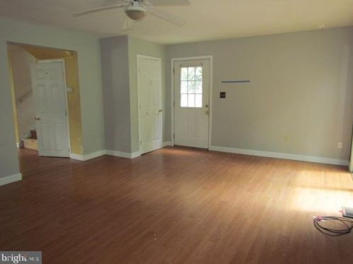 356 Main St, Pilesgrove NJ 08098-1340 exterior