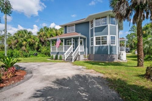 2731 8th Ave, Naples, FL 34120-5101