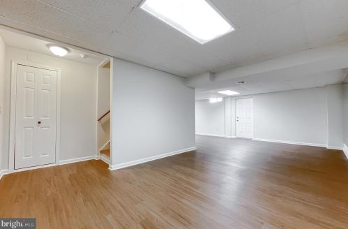 900 Chatsworth Dr, Accokeek MD 20607-2056 exterior