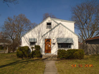 7844 Beckett Ave, Milwaukee WI  53218-5319 exterior