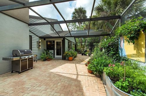 368 Edgemere Way, Naples FL 34105-7151 exterior