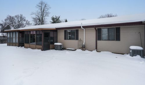 5056 Green Meadow Rd, Kalamazoo MI  49009-1254 exterior