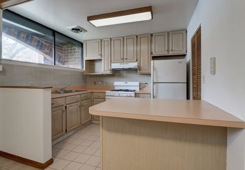 1145 Polk St, Chicago IL 60607-3415 exterior