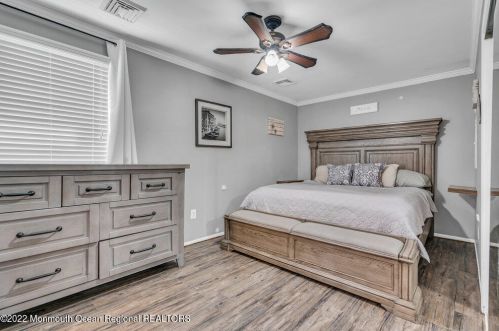 365 Western Blvd, Berkeley Township NJ  08721-2855 exterior