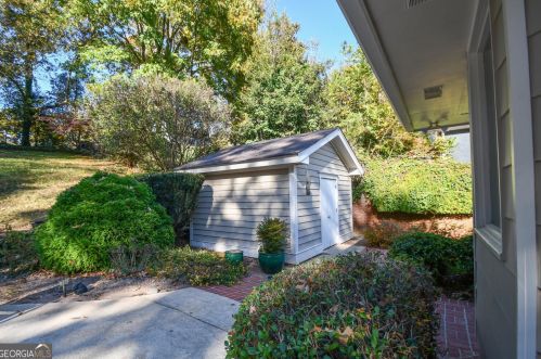 1179 Springdale Rd, Gainesville GA 30501-2443 exterior