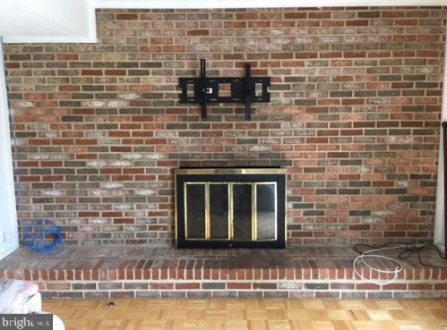 2162 Smoky Rd, Huntingtown MD 20639-8617 exterior