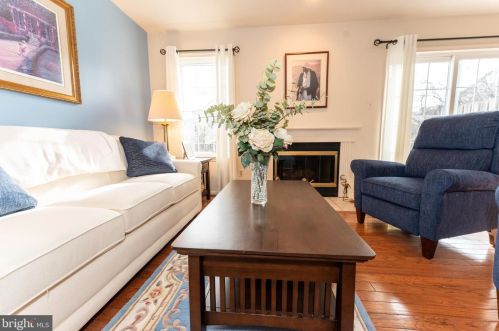 242 Stonebridge Blvd, New Castle DE 19720-6711 exterior