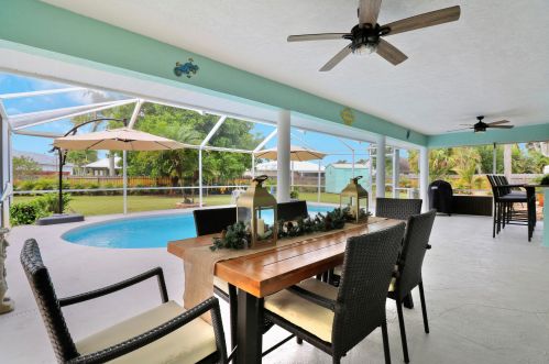 2398 Lejune St, Fort Pierce FL  34953-2677 exterior