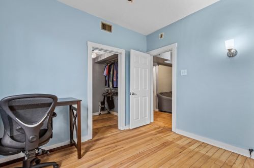 133 Pius St, Pittsburgh PA 15203-1618 exterior