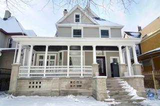 7144 Princeton Ave, Chicago, IL 60621-3536