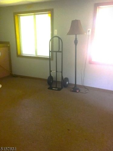 34 Harrison St, Wantage NJ 07461-2121 exterior