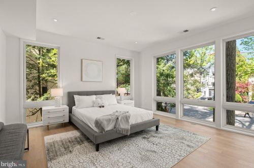 2838 Chesterfield Pl, Washington DC  20008-1015 exterior