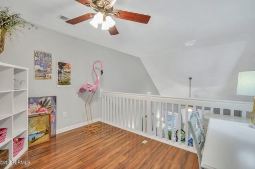 244 Cross Rd, Bluffton SC 29910-5131 exterior