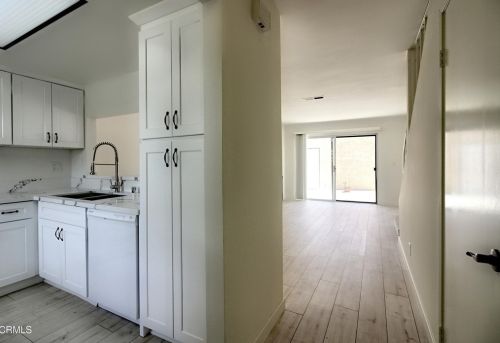 3131 Kelp Ln, Oxnard CA 93035-1665 exterior