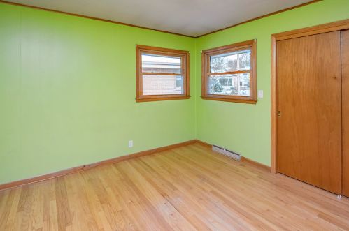 10204 Burleigh St, Milwaukee WI  53222-3304 exterior