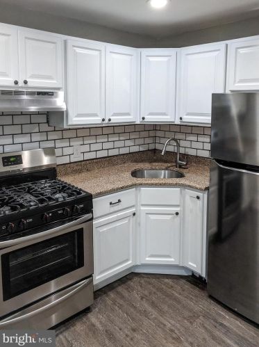 2241 Dickinson St, Philadelphia PA  19146-4204 exterior