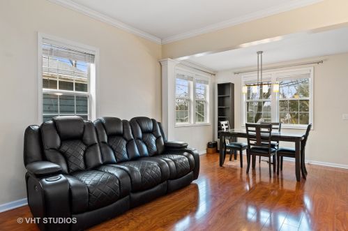 514 5th Ave, Saint Charles IL  60174-2928 exterior