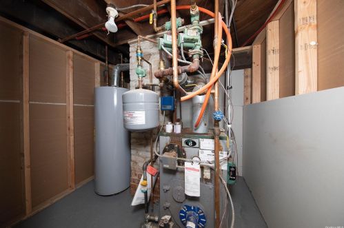 10 21st St, Huntington Station NY  11746-3259 exterior