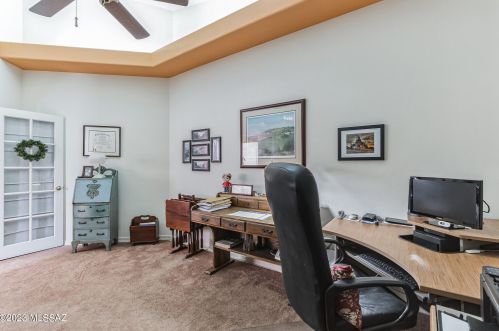 525 Aspenwood St, Green Valley AZ 85614-5976 exterior