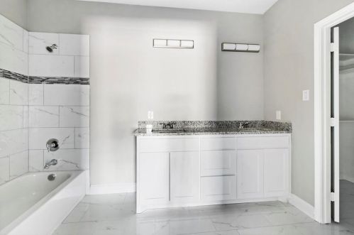 4234 Easter Ave, Dallas TX 75216-3242 exterior