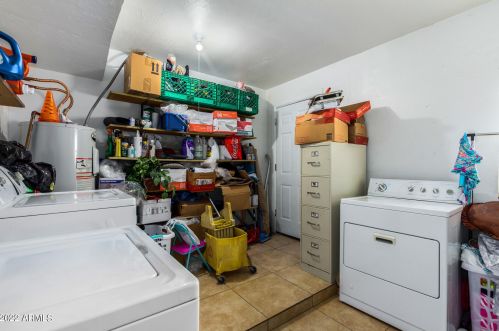 1808 50 Dr, Phoenix AZ 85031-1328 exterior