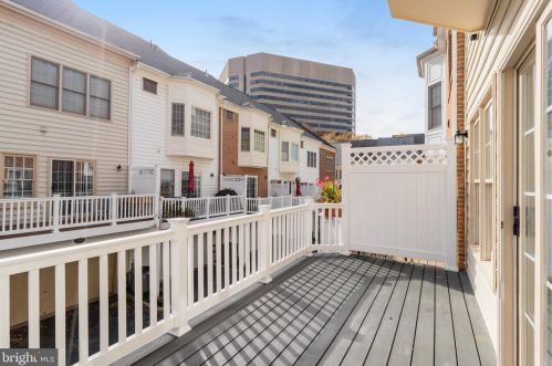 8517 Cameron St, Silver Spring MD 20910-3466 exterior