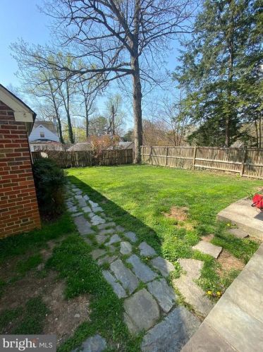 4724 Butterworth Pl, Washington DC 20016-4460 exterior