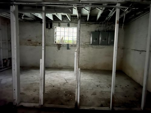 7916 Justine St, Chicago IL 60620-4333 exterior