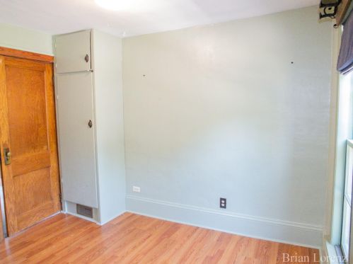 6 Travis St, Grand Rapids MI 49505-4637 exterior