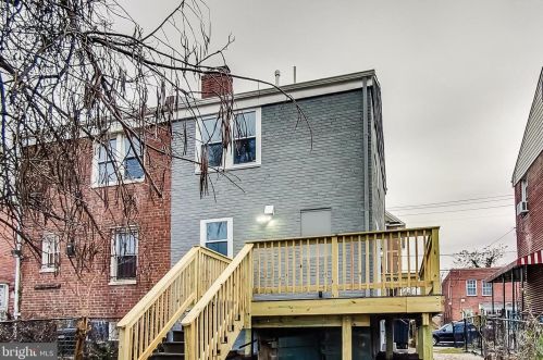 5506 C St, Washington DC  20019-6337 exterior